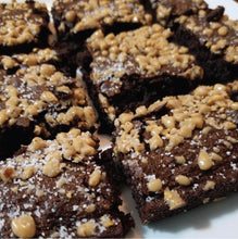 Load image into Gallery viewer, Salted Caramel Crunch Brownie Mix (2)
